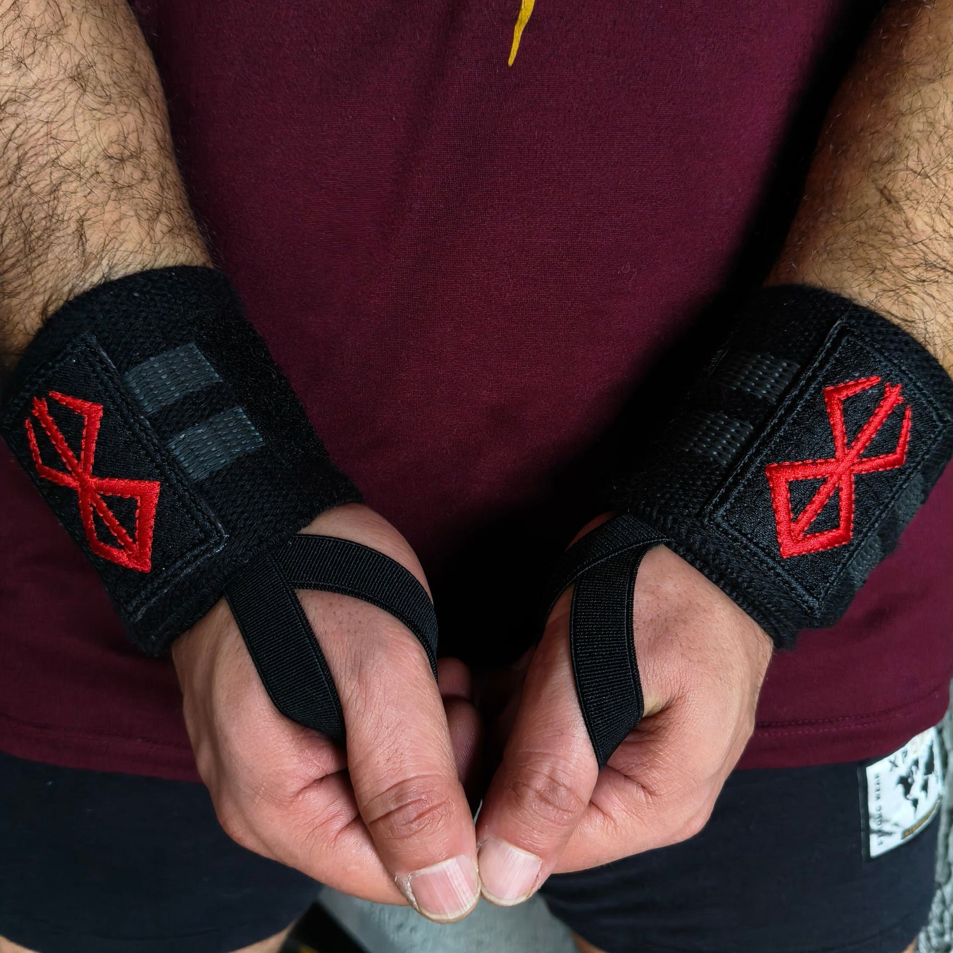 MUÑEQUERAS PREMIUM POWERLIFTING MODELO BLACK RAGE | EL CUARTEL