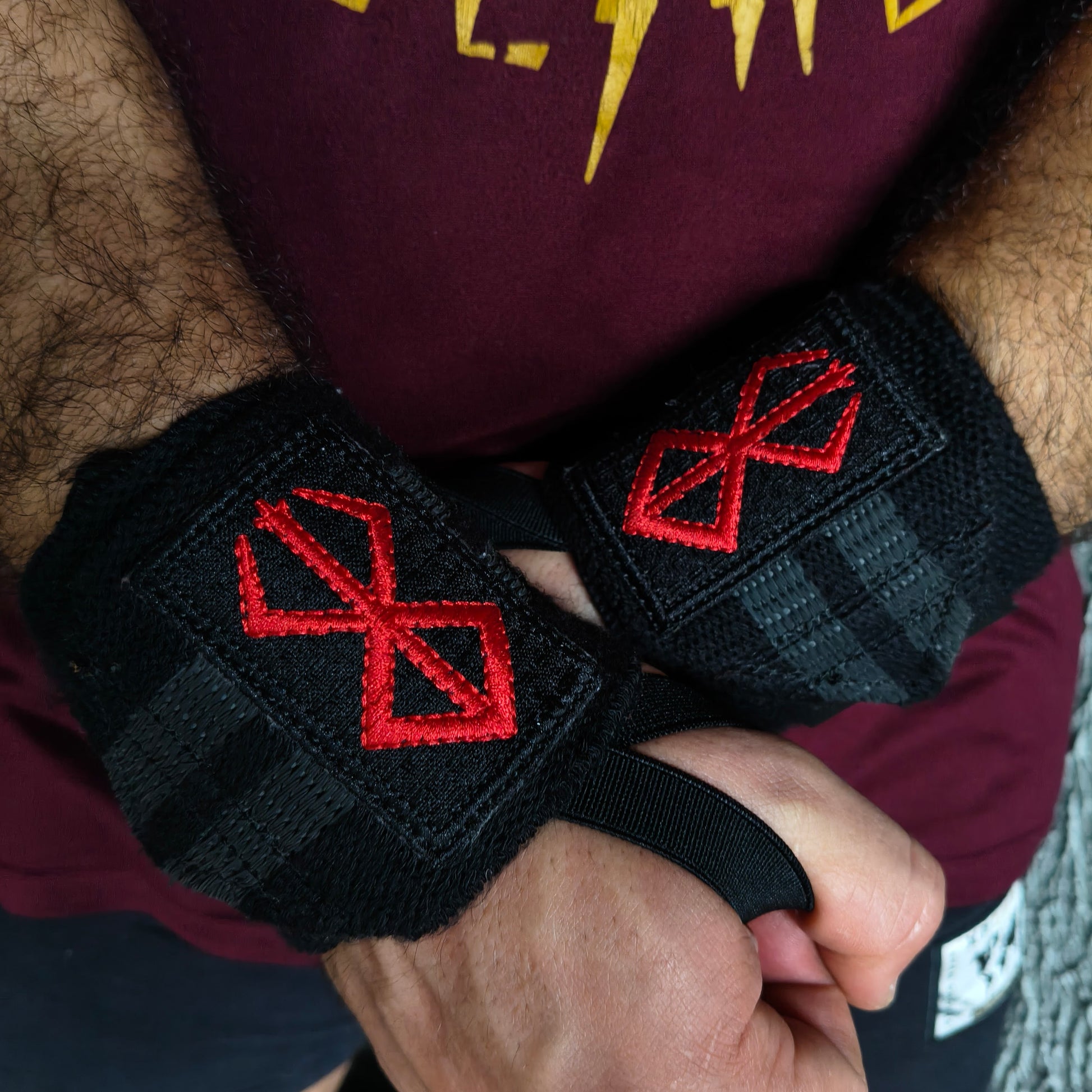 MUÑEQUERAS PREMIUM POWERLIFTING MODELO BLACK RAGE | EL CUARTEL