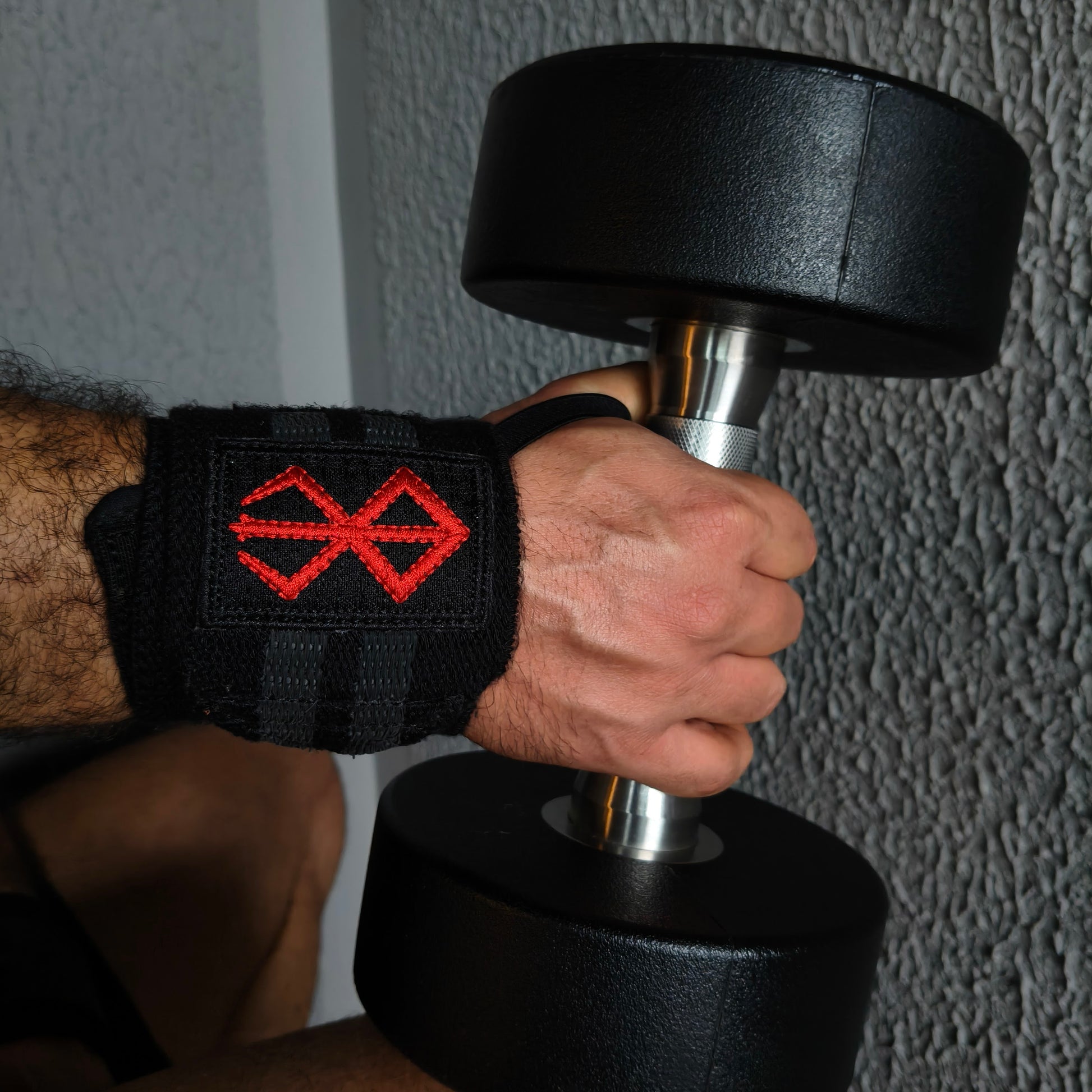 MUÑEQUERAS PREMIUM POWERLIFTING MODELO BLACK RAGE | EL CUARTEL